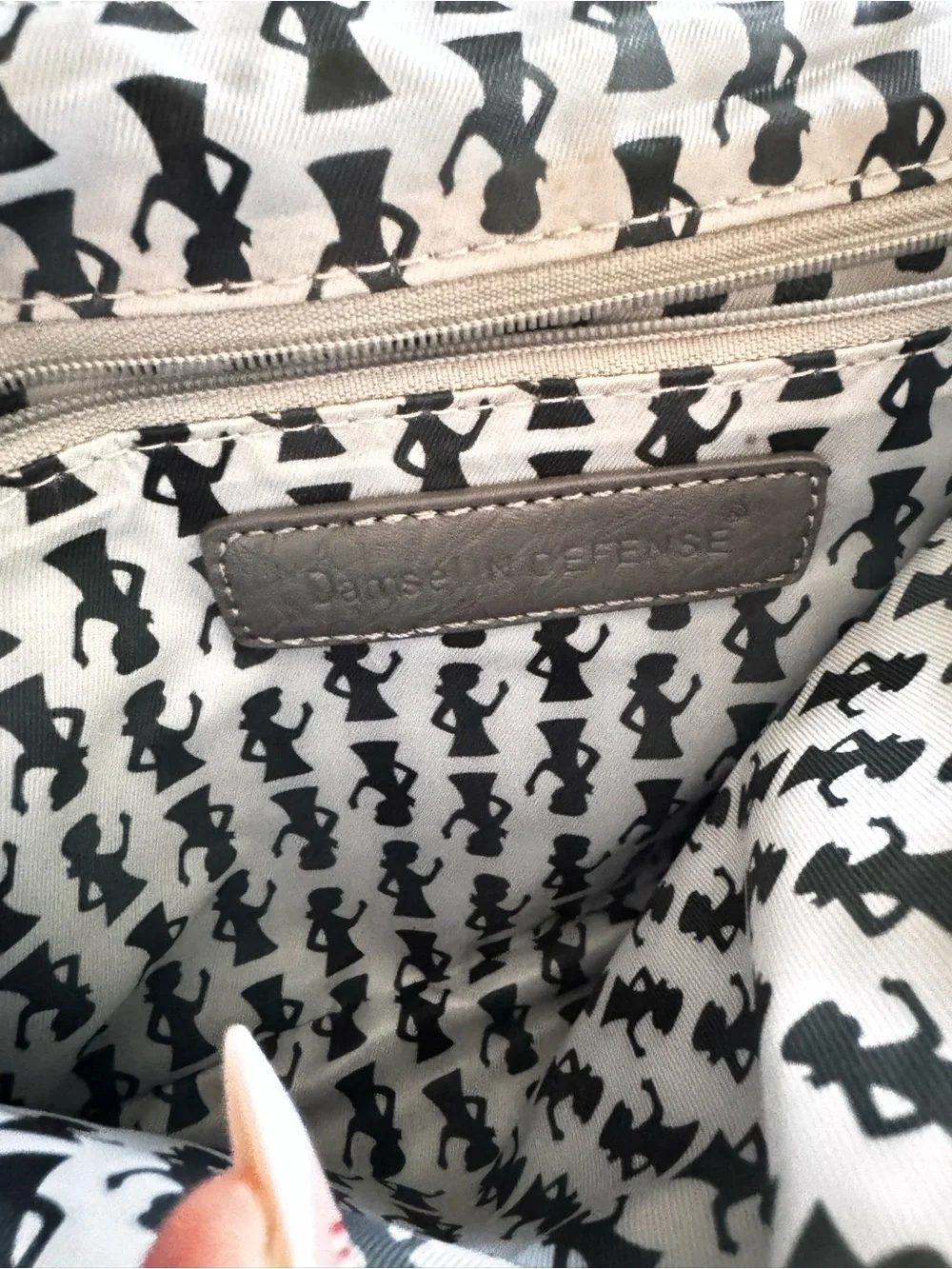 Damsel in Defense Quilted Gray Concealed Carry Crossbody CCW Purse
